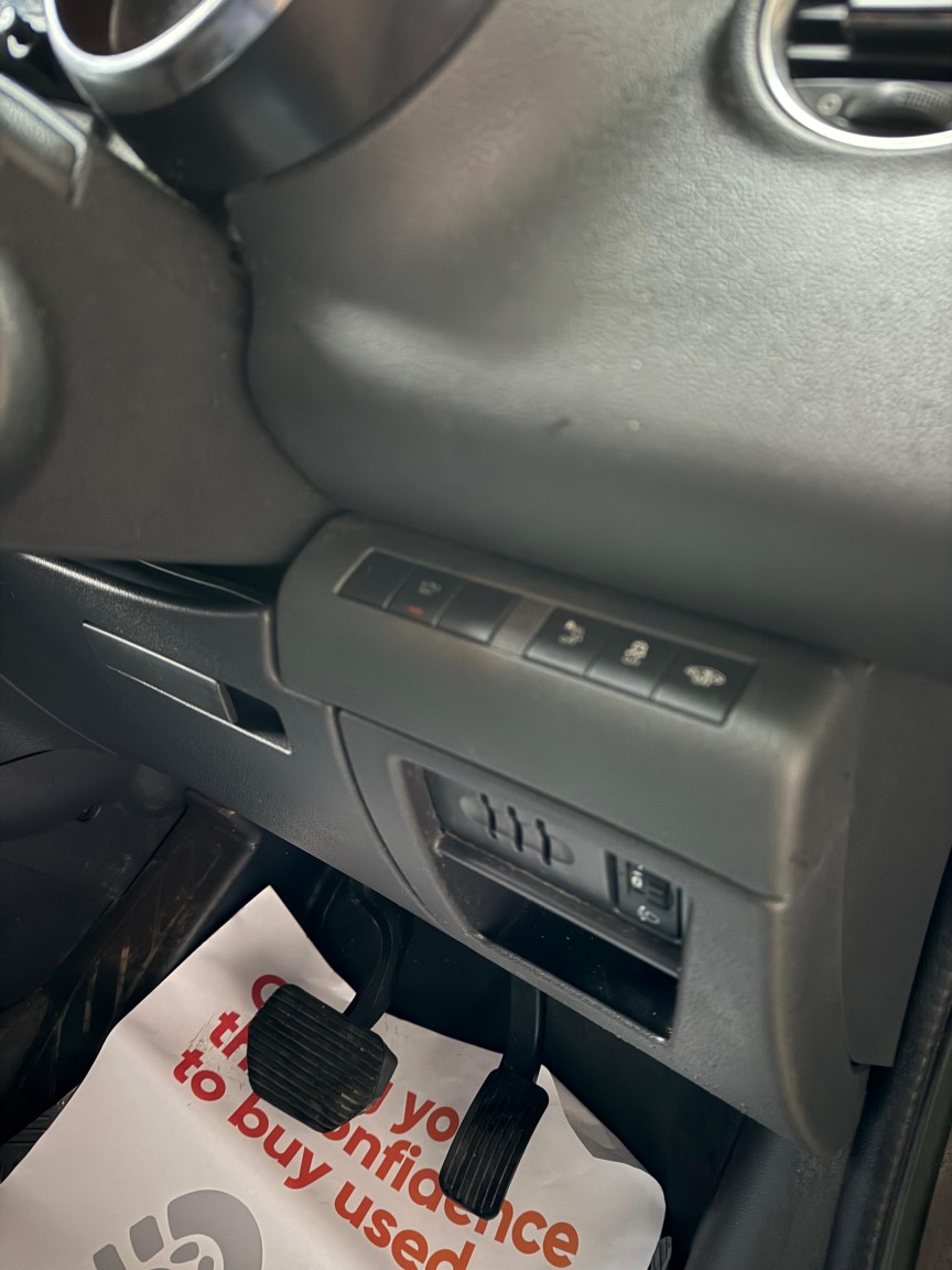 Used Peugeot 3008 2014 for sale - 77336242: Photo 39