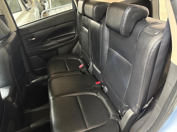 Used Mitsubishi Outlander 2015 for sale - 75366950: Photo 25
