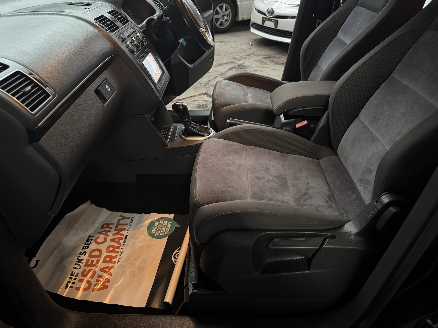 Used Volkswagen Touran 2013 for sale - 77051611: Photo 18