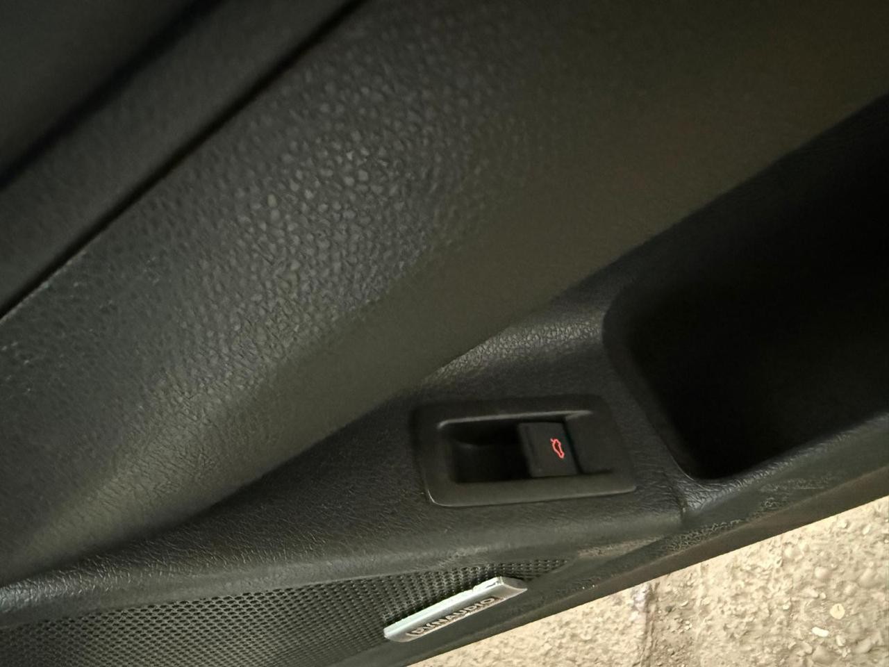 Used Volkswagen Scirocco 2009 for sale - 77049284: Photo 11