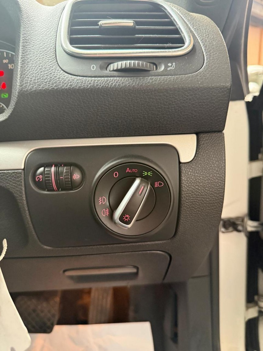 Used Volkswagen Scirocco 2009 for sale - 77049284: Photo 25