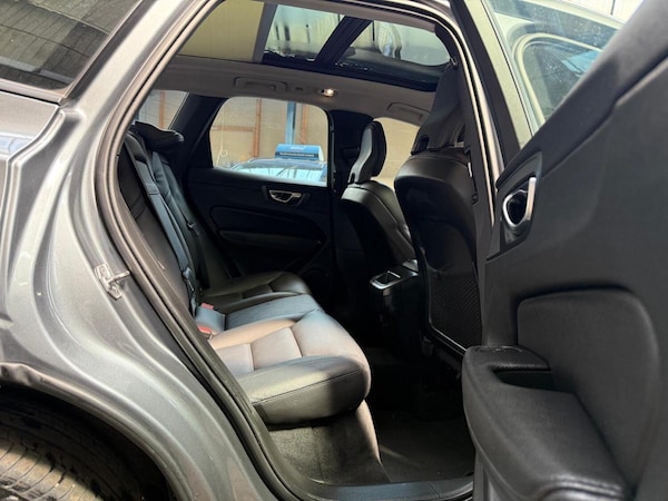 Used Volvo XC60 2021 for sale - 75366905: Photo 11