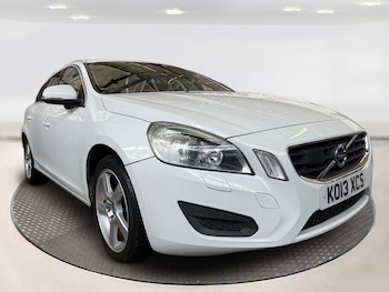 Used Volvo V60 2025 for sale - 75523633: Photo
