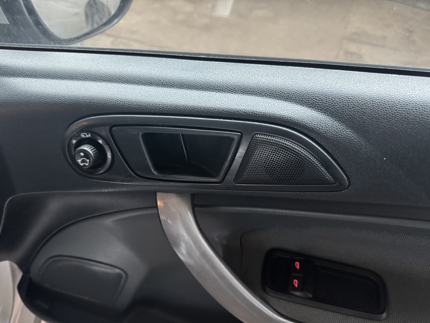 Used Ford Fiesta 2010 for sale - 78056909: Photo 7