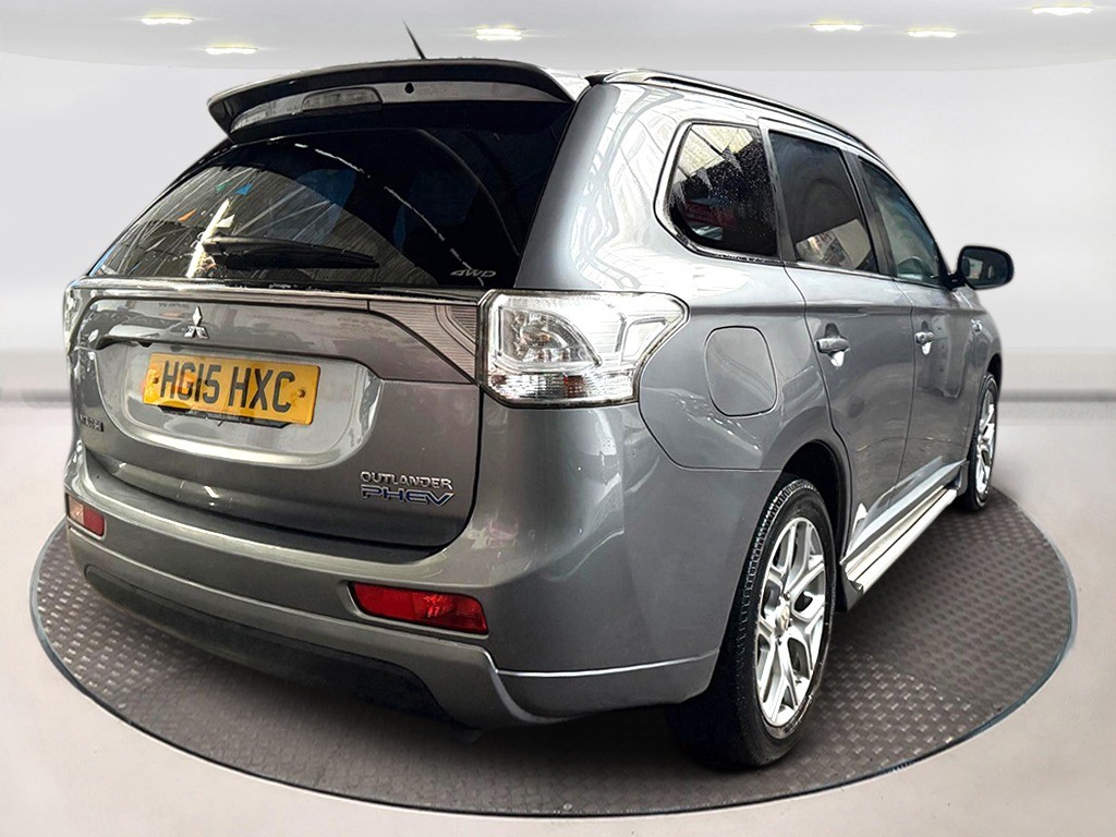 Used Mitsubishi Outlander 2015 for sale - 78056926: Photo 4