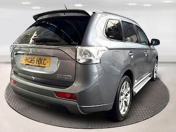 Used Mitsubishi Outlander 2015 for sale - 78056926: Photo