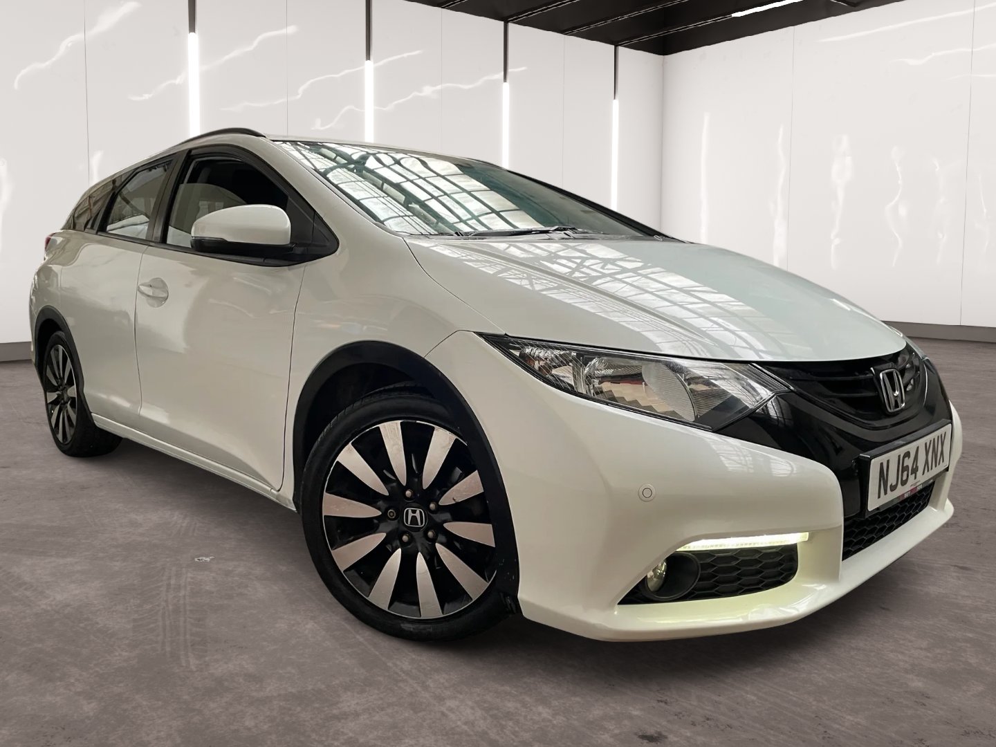 Used Honda Civic 2014 for sale - 76794336: Photo 2