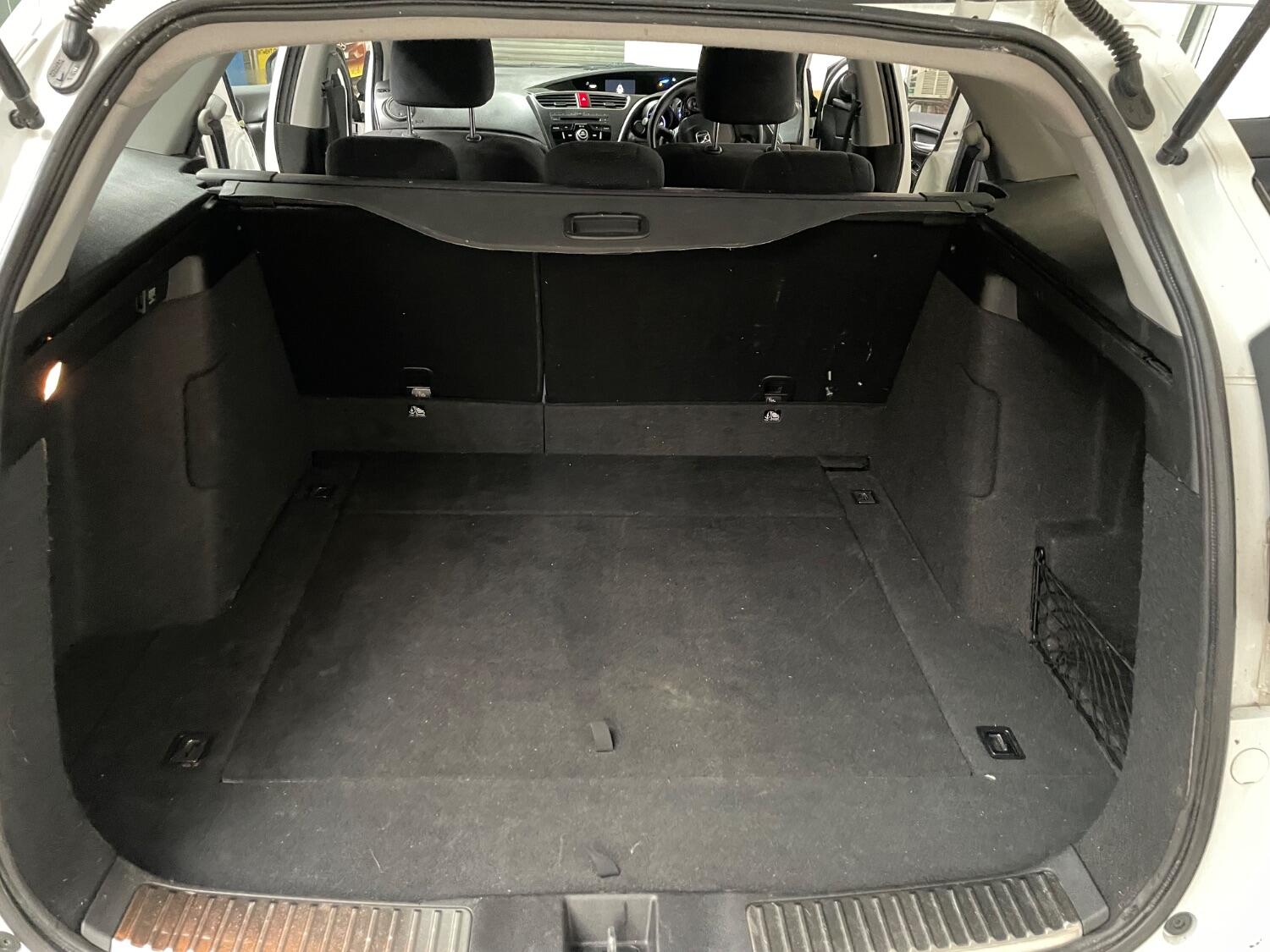 Used Honda Civic 2014 for sale - 76794336: Photo 5