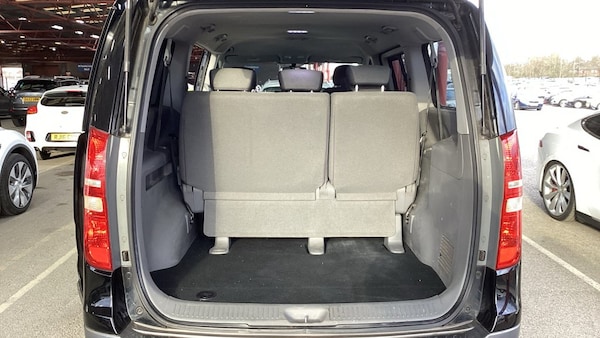 Used Hyundai i800 2010 for sale - 74124686: Photo 15