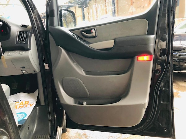 Used Hyundai i800 2010 for sale - 74124686: Photo 26