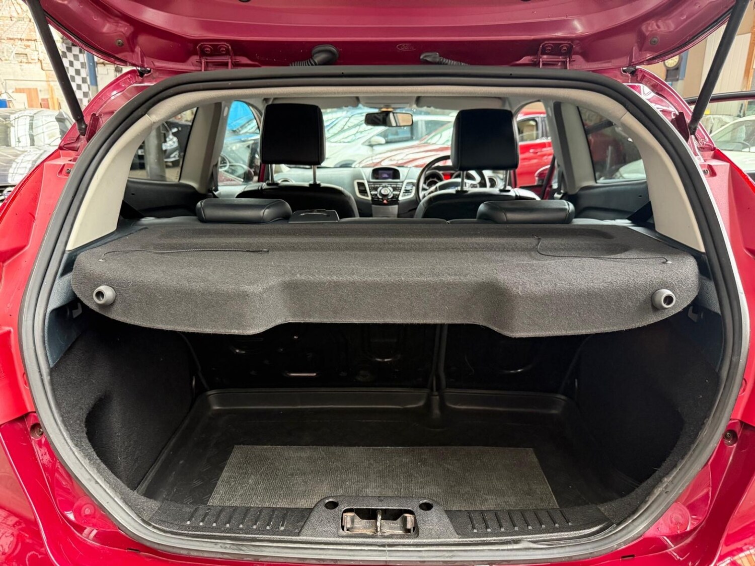 Used Ford Fiesta 2010 for sale - 76624397: Photo 21