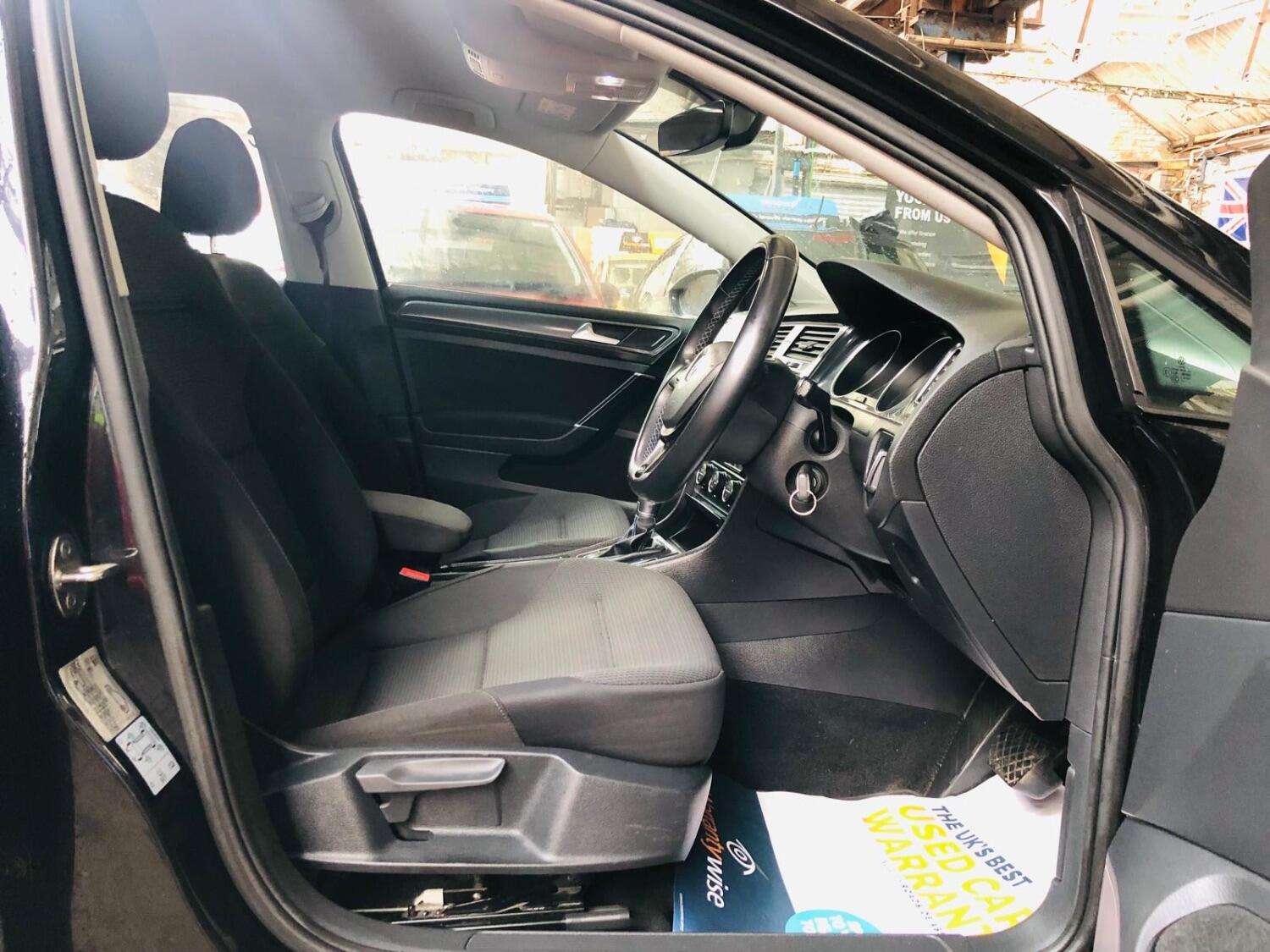 Used Volkswagen Golf 2017 for sale - 76794215: Photo 16