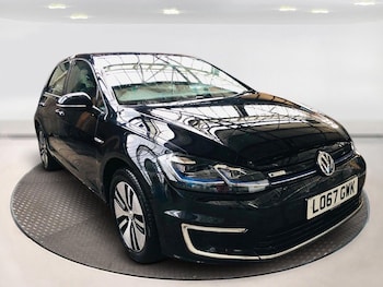 2017 - 35.8kWh e-Golf 1 ONWER FROM NEW MINT CONDITION 5-Door