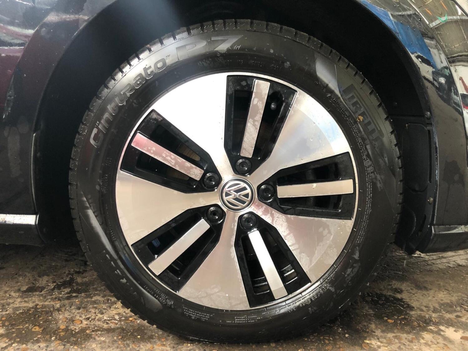 Used Volkswagen Golf 2017 for sale - 76794215: Photo 23