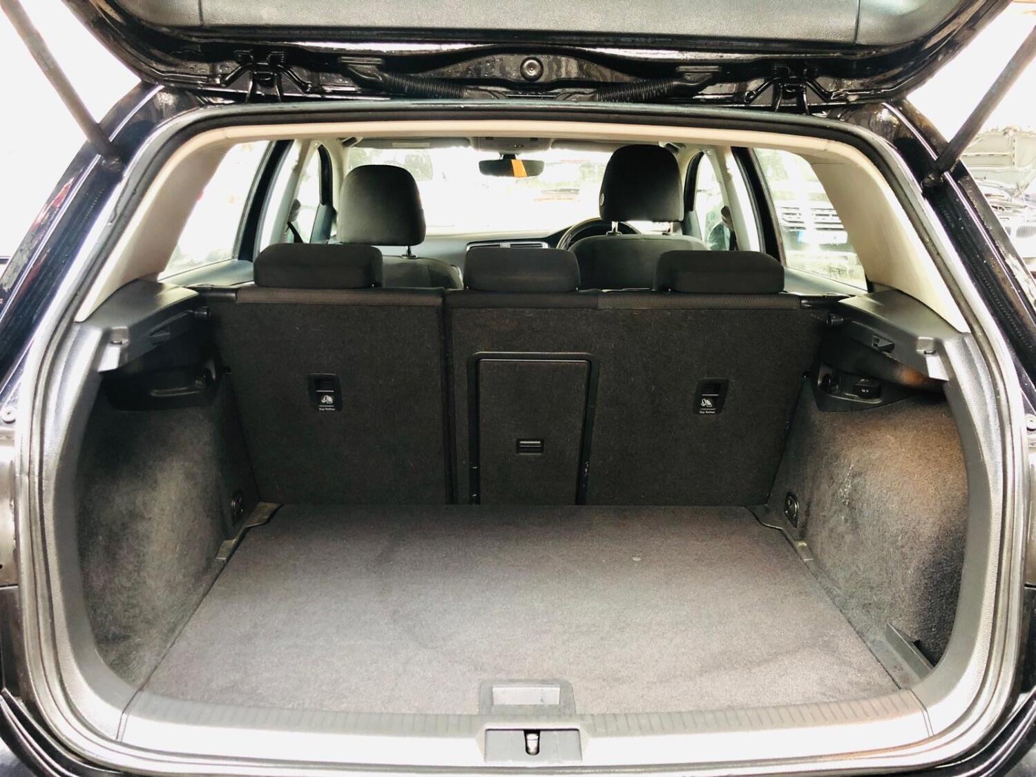 Used Volkswagen Golf 2017 for sale - 76794215: Photo 26