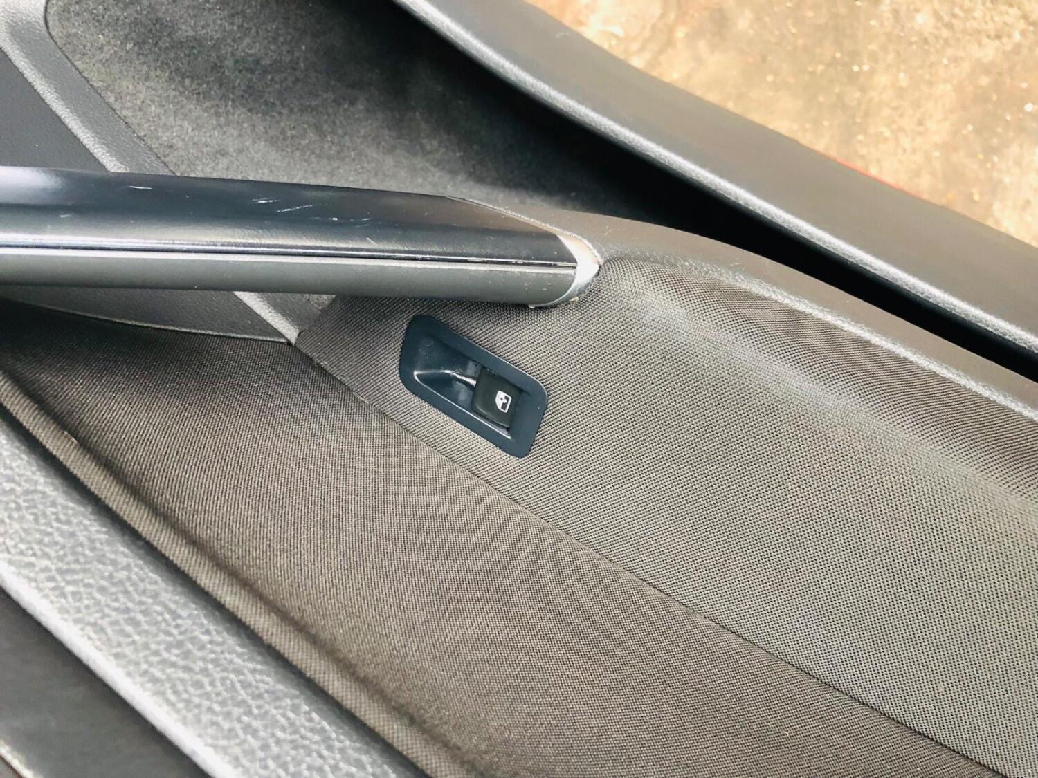 Used Volkswagen Golf 2017 for sale - 76794215: Photo 30