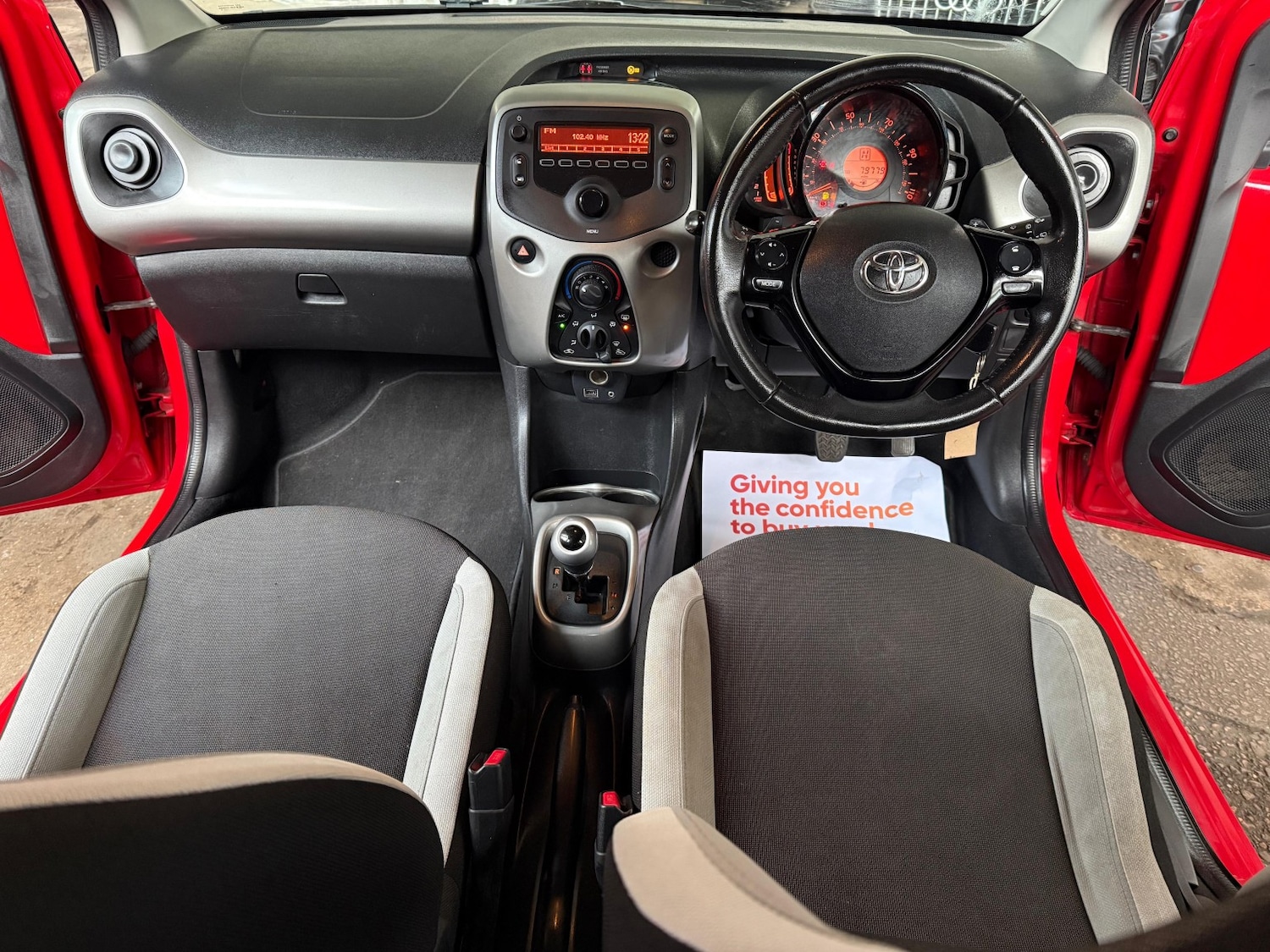 Used Toyota AYGO 2015 for sale - 77864880: Photo 28