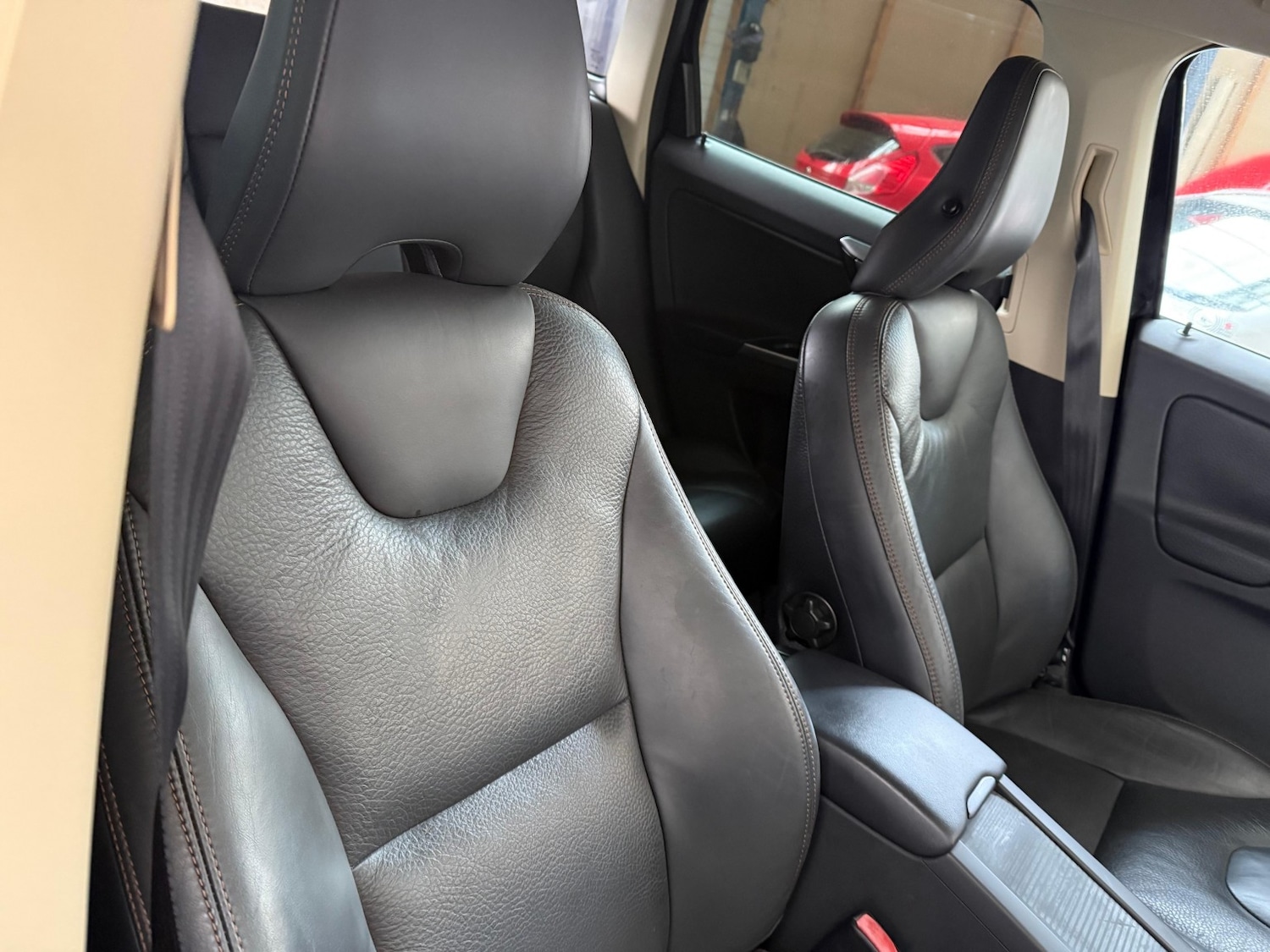 Used Volvo XC60 2026 for sale - 77629107: Photo 41