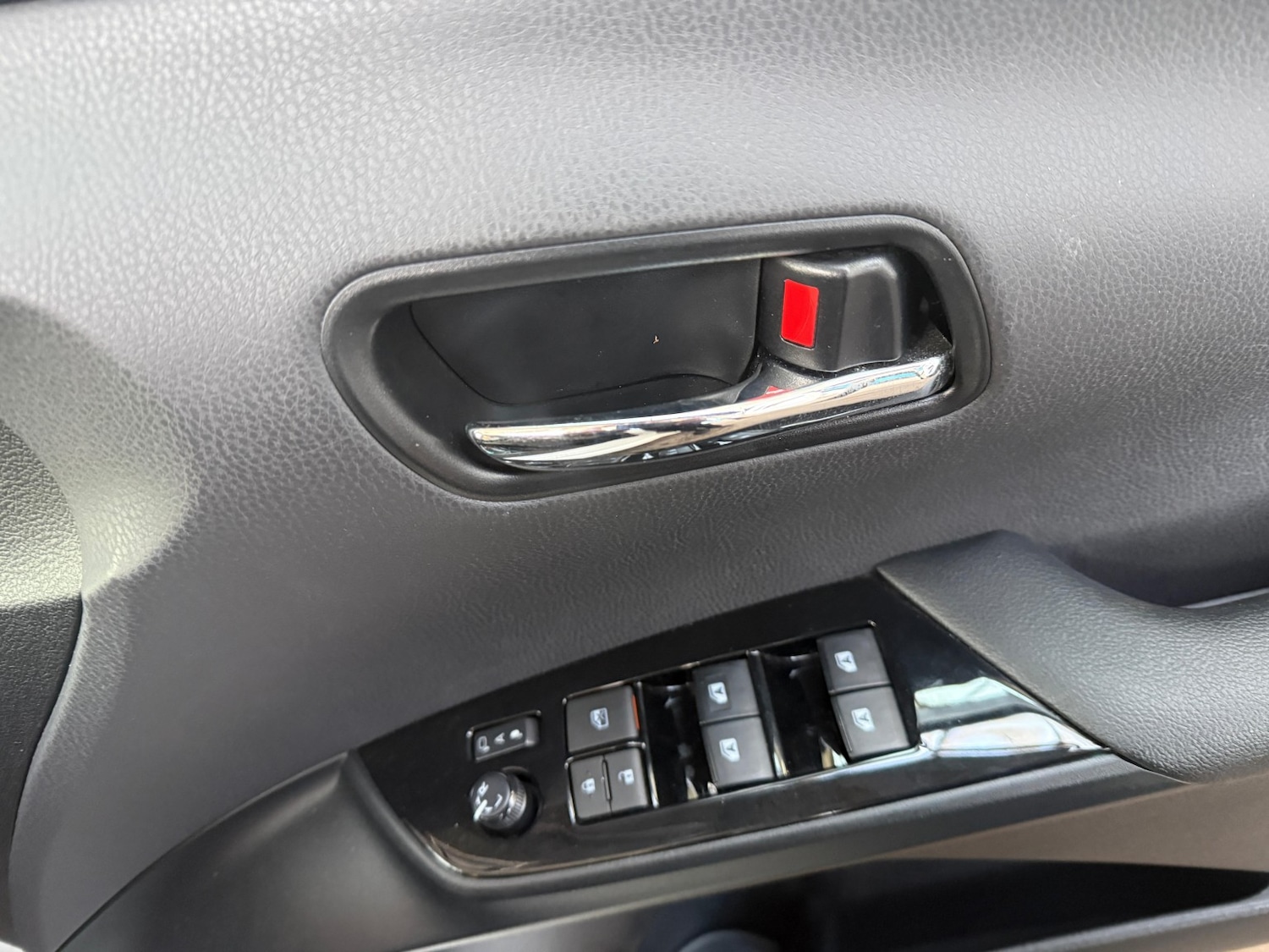 Used Toyota Prius 2026 for sale - 78056969: Photo 10