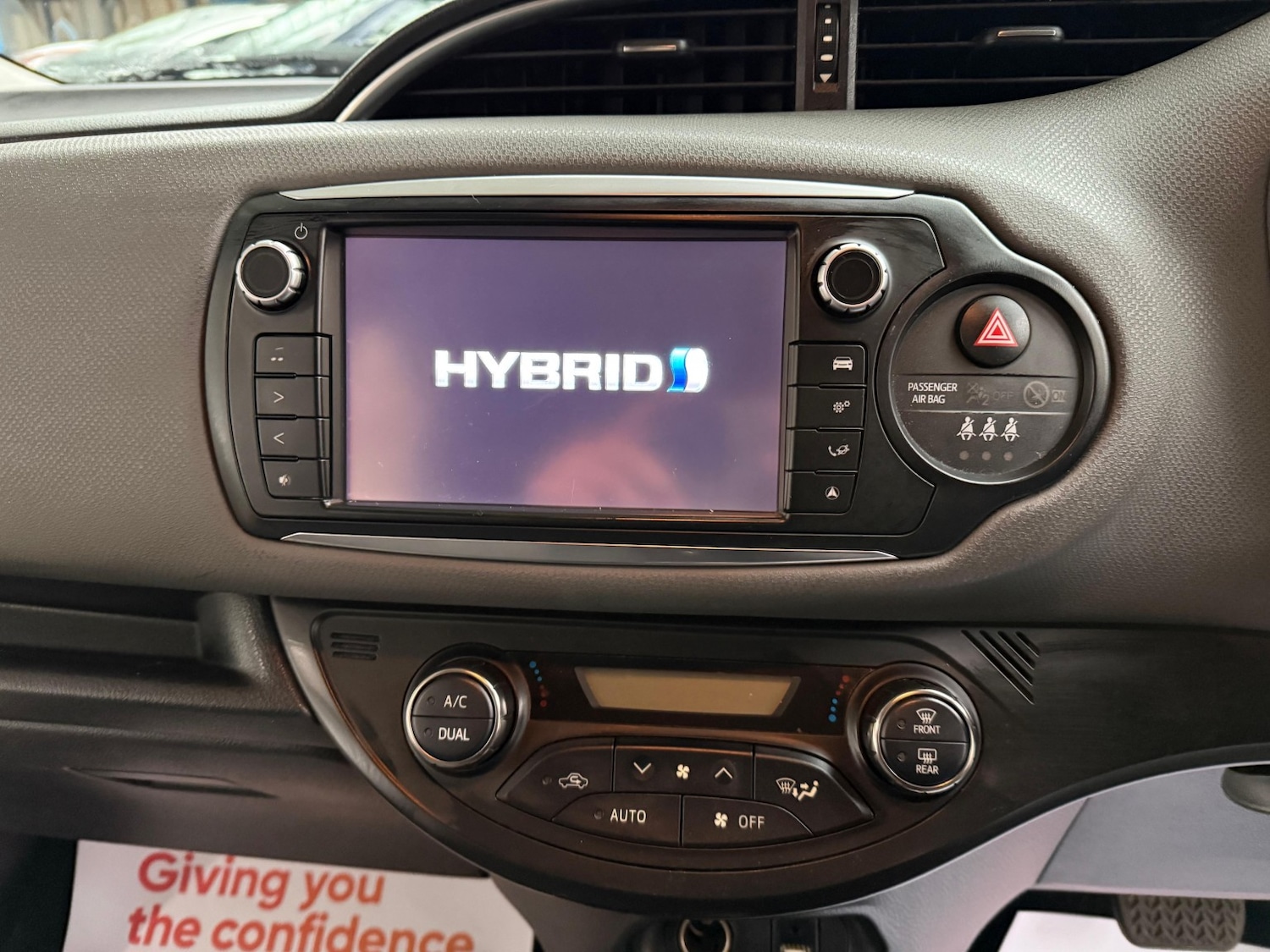 Used Toyota Yaris 2015 for sale - 77166124: Photo 10