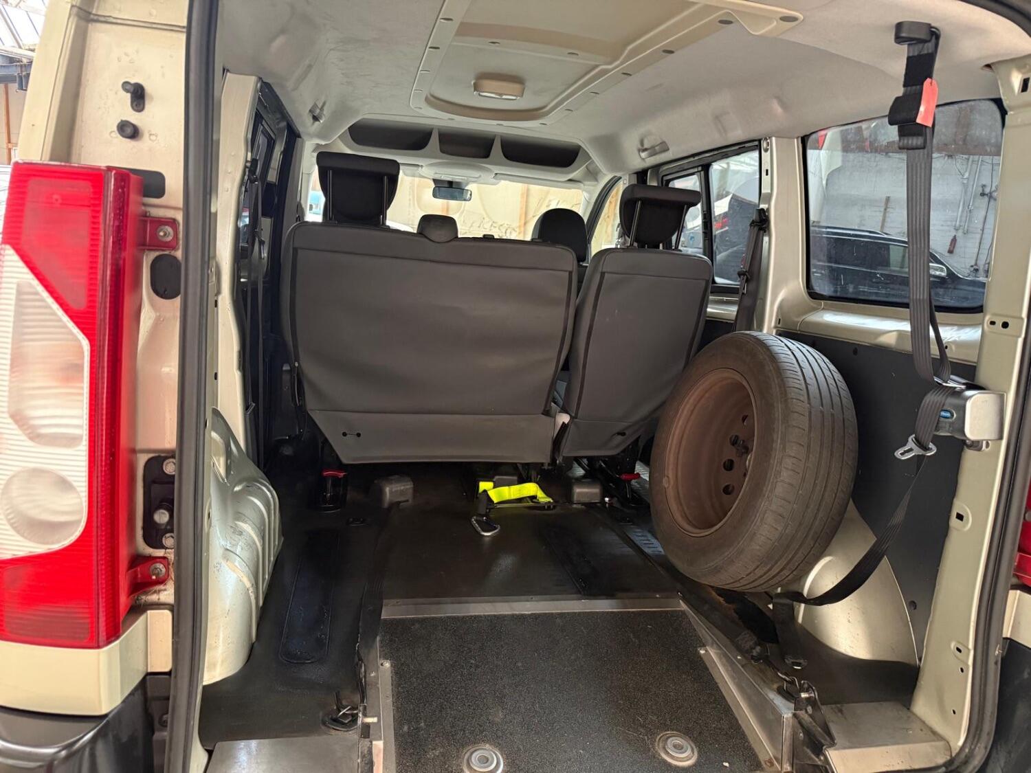 Used Peugeot Expert Tepee 2013 for sale - 76794326: Photo 13