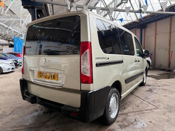 Used Peugeot Expert Tepee 2013 for sale - 76794326: Photo