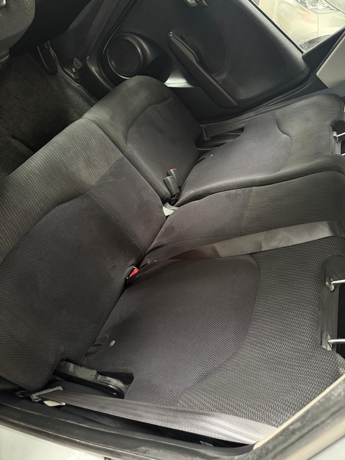 Used Honda Jazz 2013 for sale - 76794330: Photo 16