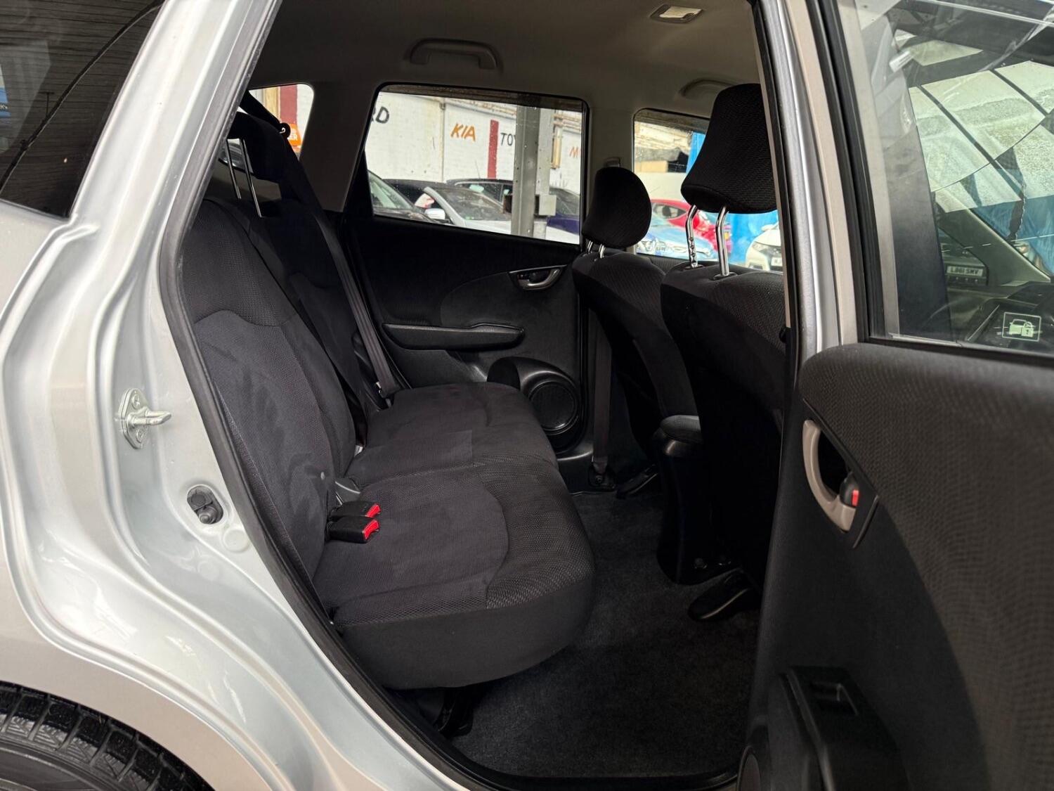 Used Honda Jazz 2013 for sale - 76794330: Photo 24