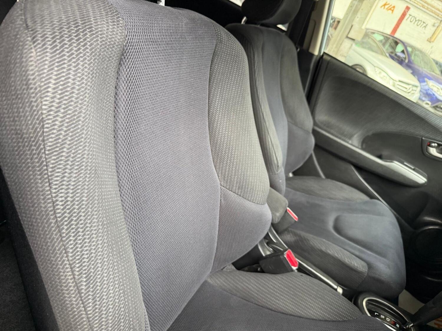 Used Honda Jazz 2013 for sale - 76794330: Photo 27