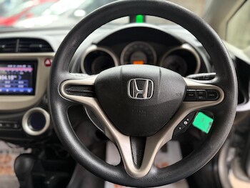 Used Honda Jazz 2013 for sale - 76794330: Photo