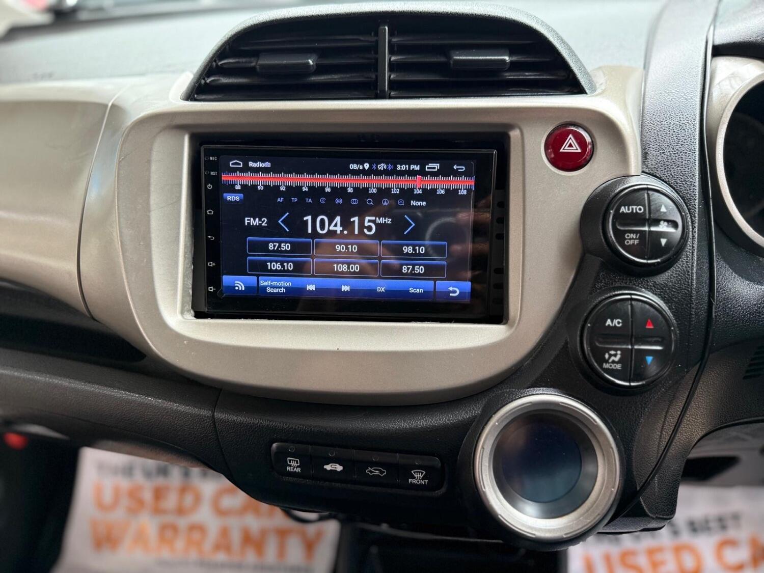 Used Honda Jazz 2013 for sale - 76794330: Photo 7