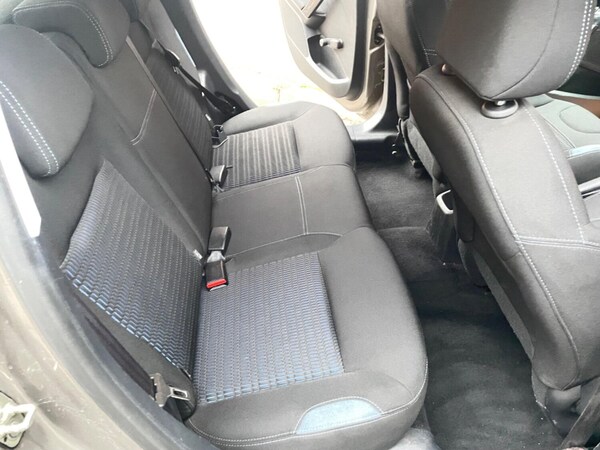 Used Peugeot 208 2013 for sale - 72925995: Photo 8