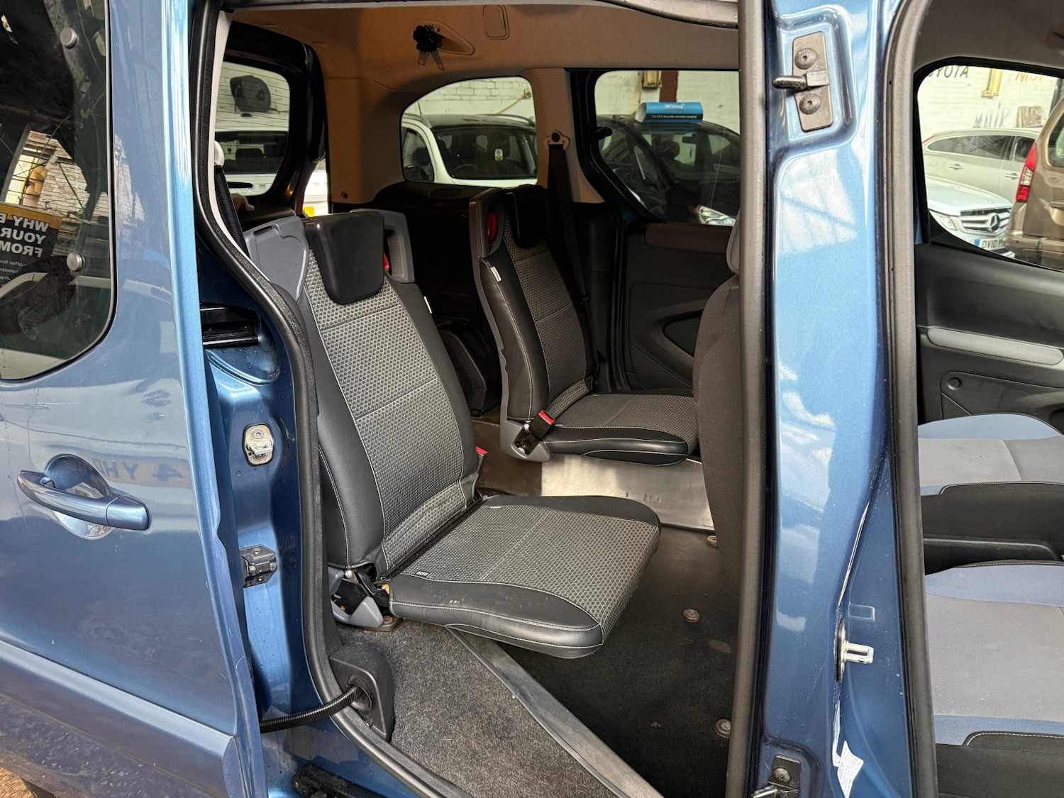 Used Peugeot Partner Tepee 2014 for sale - 77649561: Photo 26