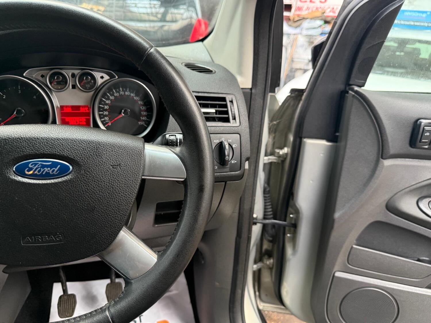 Used Ford Kuga 2009 for sale - 78056999: Photo 24