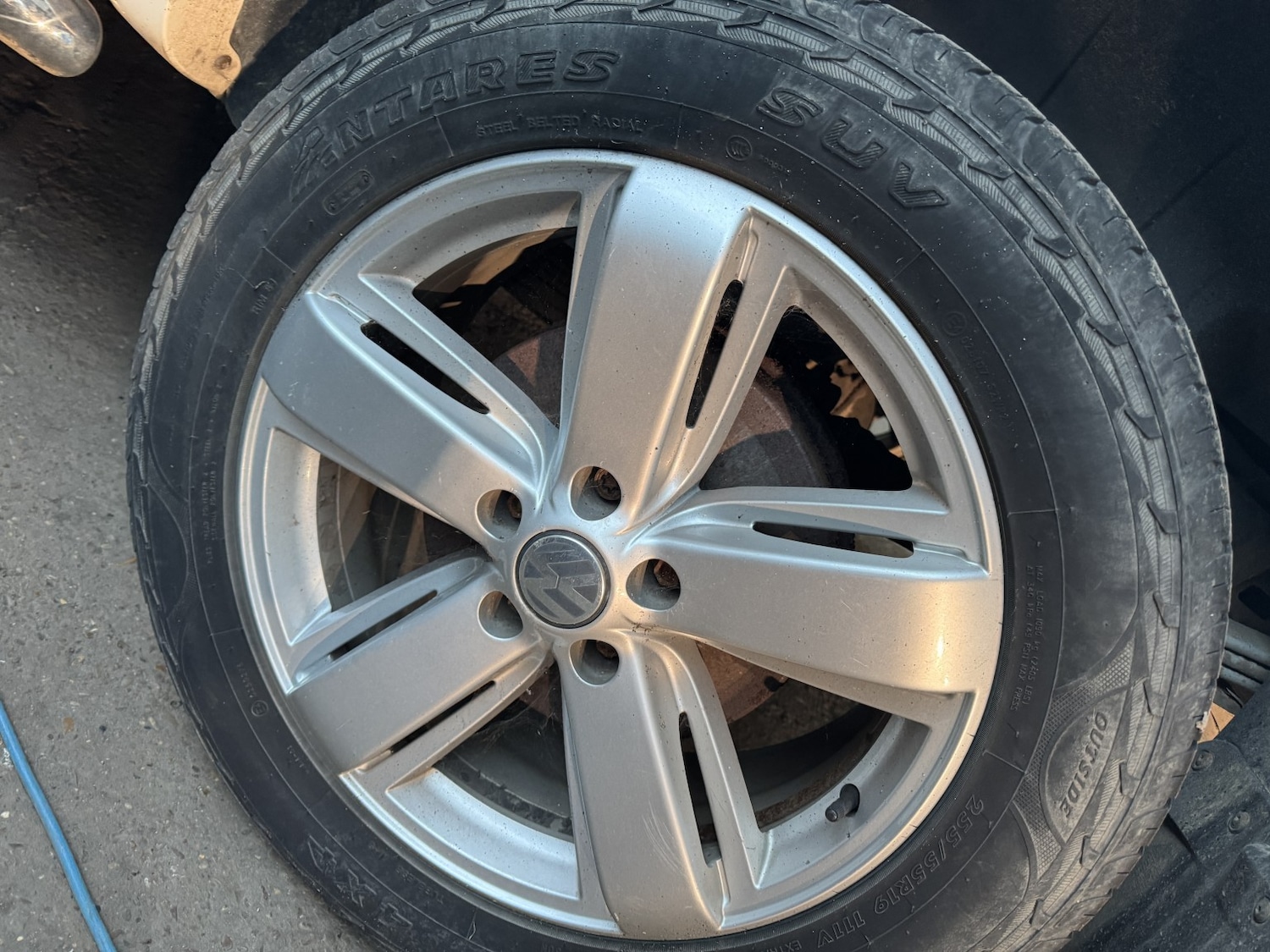 Used Volkswagen Amarok 2012 for sale - 77101370: Photo 3