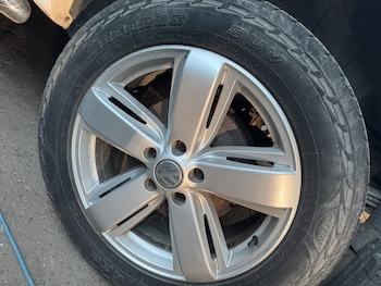 Used Volkswagen Amarok 2012 for sale - 77101370: Photo