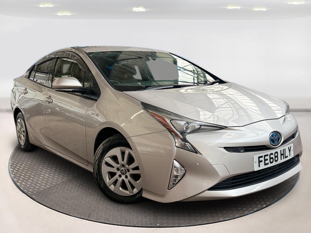 Used Toyota Prius 2018 for sale - 77813110: Photo 3
