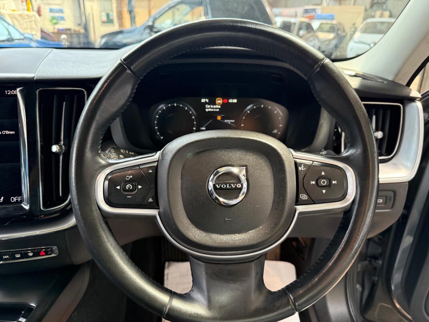 Used Volvo XC60 2021 for sale - 78056960: Photo 32