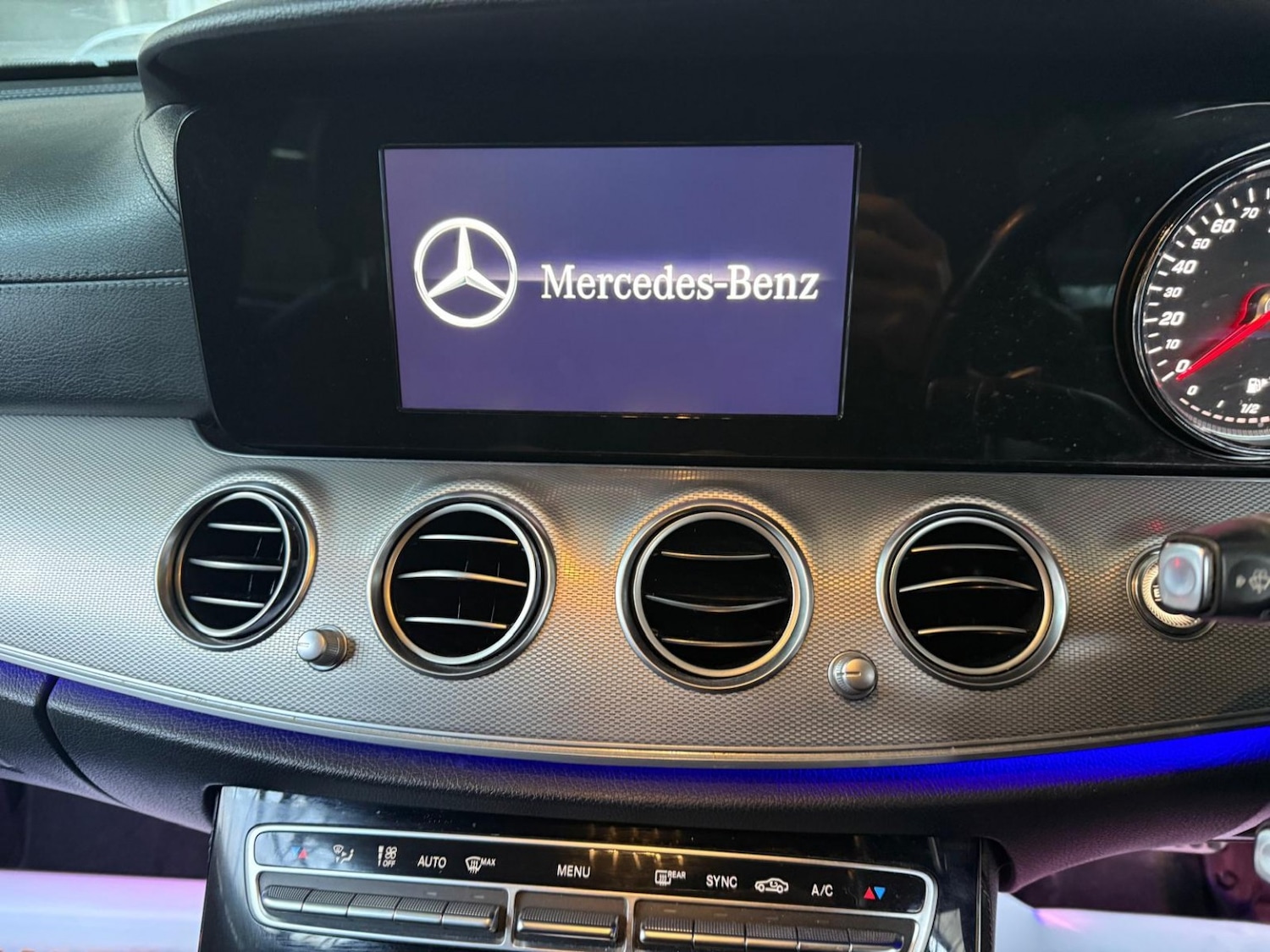 Used Mercedes-Benz E Class 2017 for sale - 77056599: Photo 16