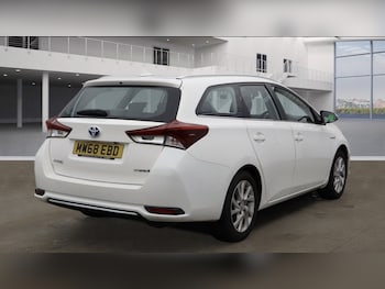 Used Toyota Auris 2019 for sale - 77487257: Photo