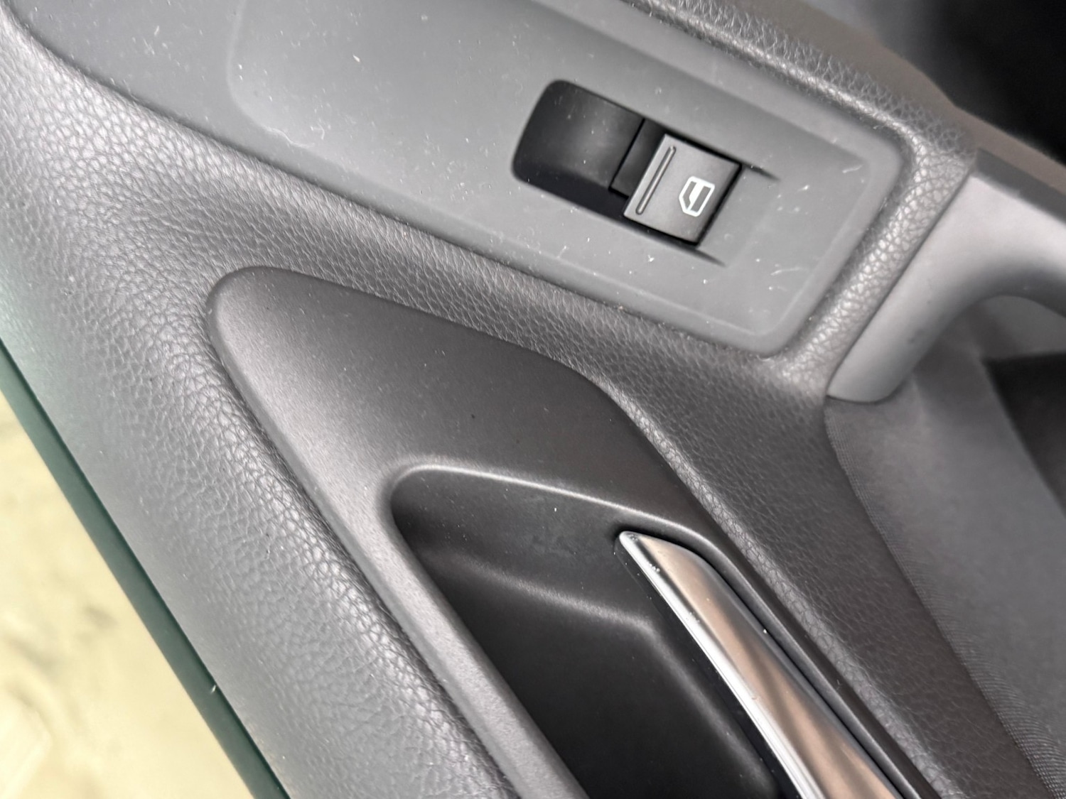 Used Volkswagen Golf 2010 for sale - 77629083: Photo 19