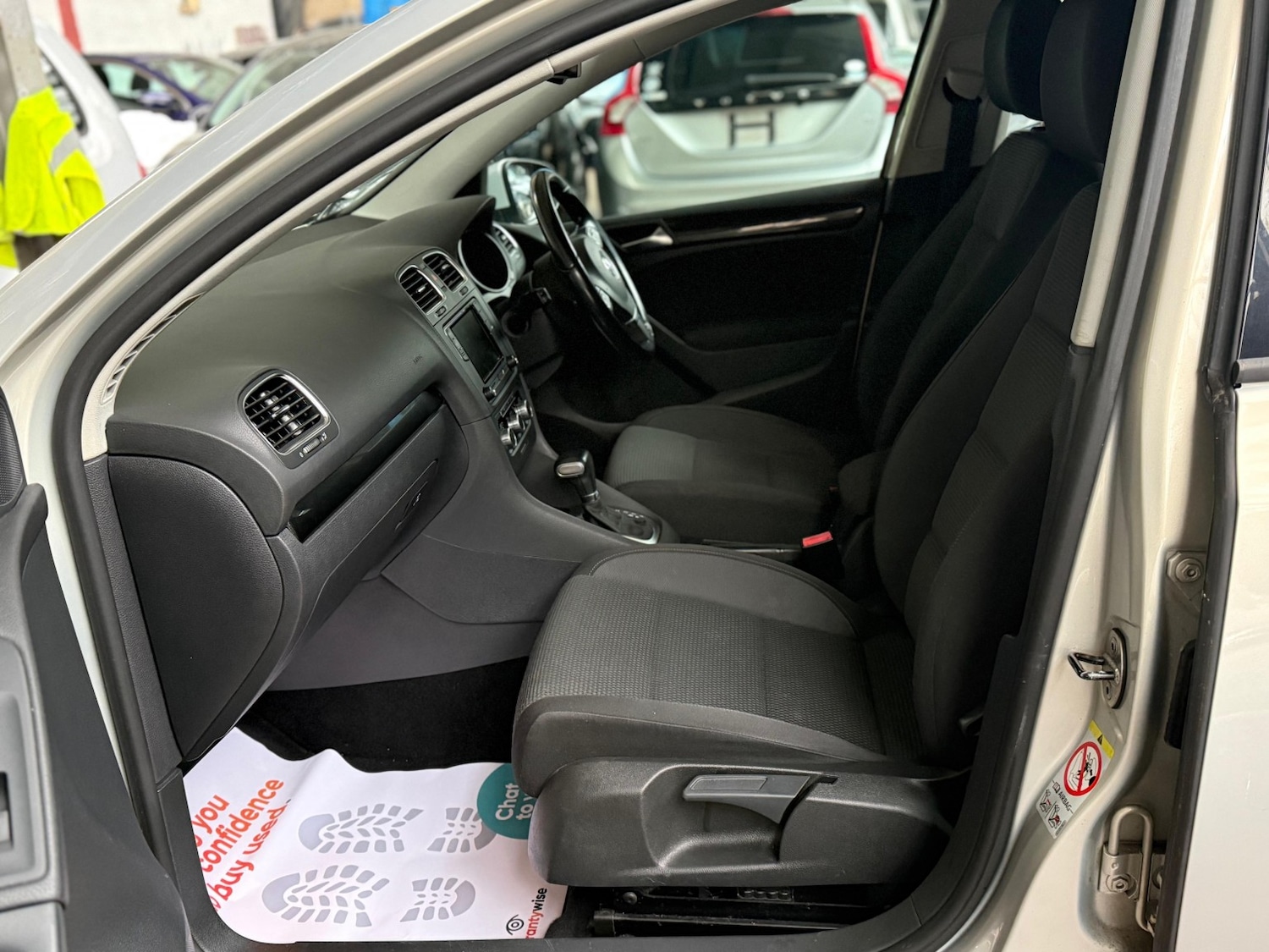 Used Volkswagen Golf 2010 for sale - 77629083: Photo 22