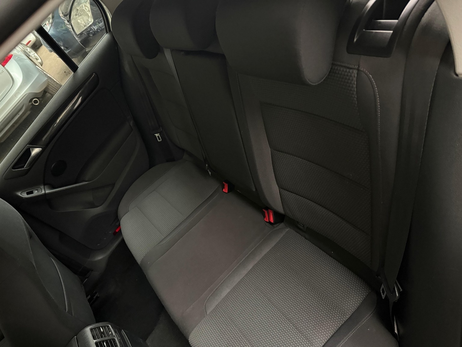 Used Volkswagen Golf 2010 for sale - 77629083: Photo 23