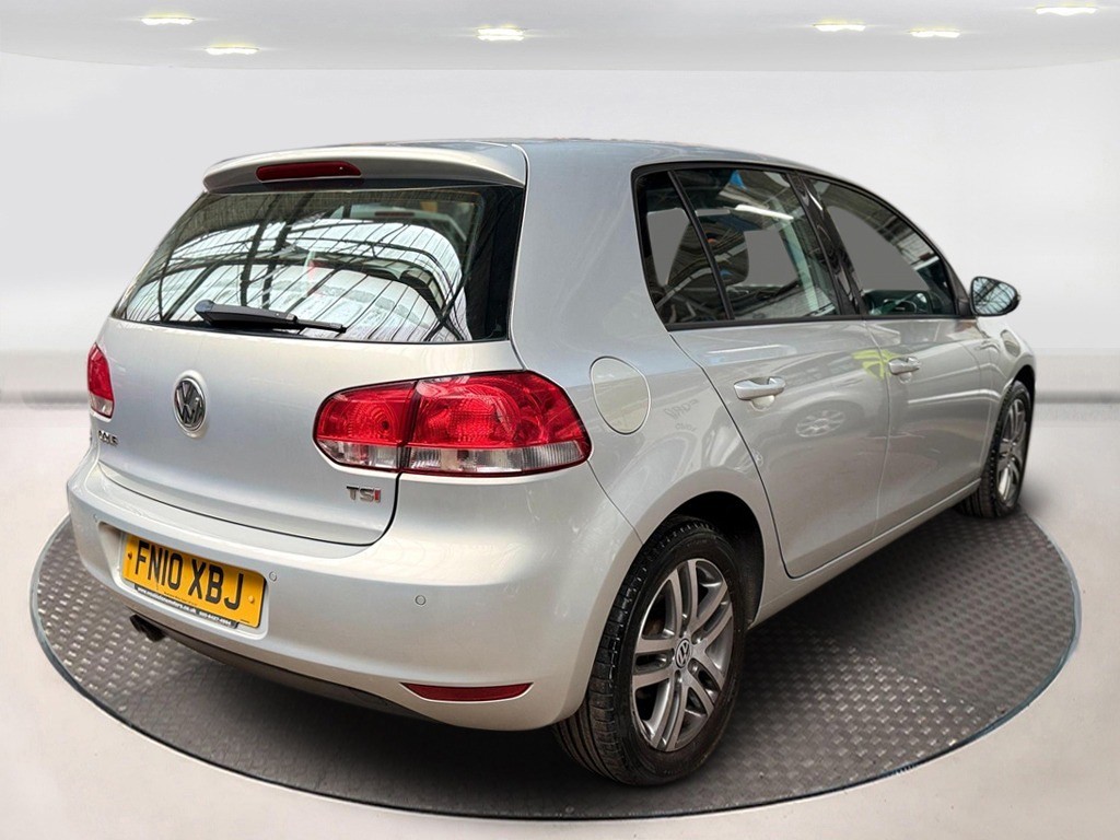 Used Volkswagen Golf 2010 for sale - 77629083: Photo 3