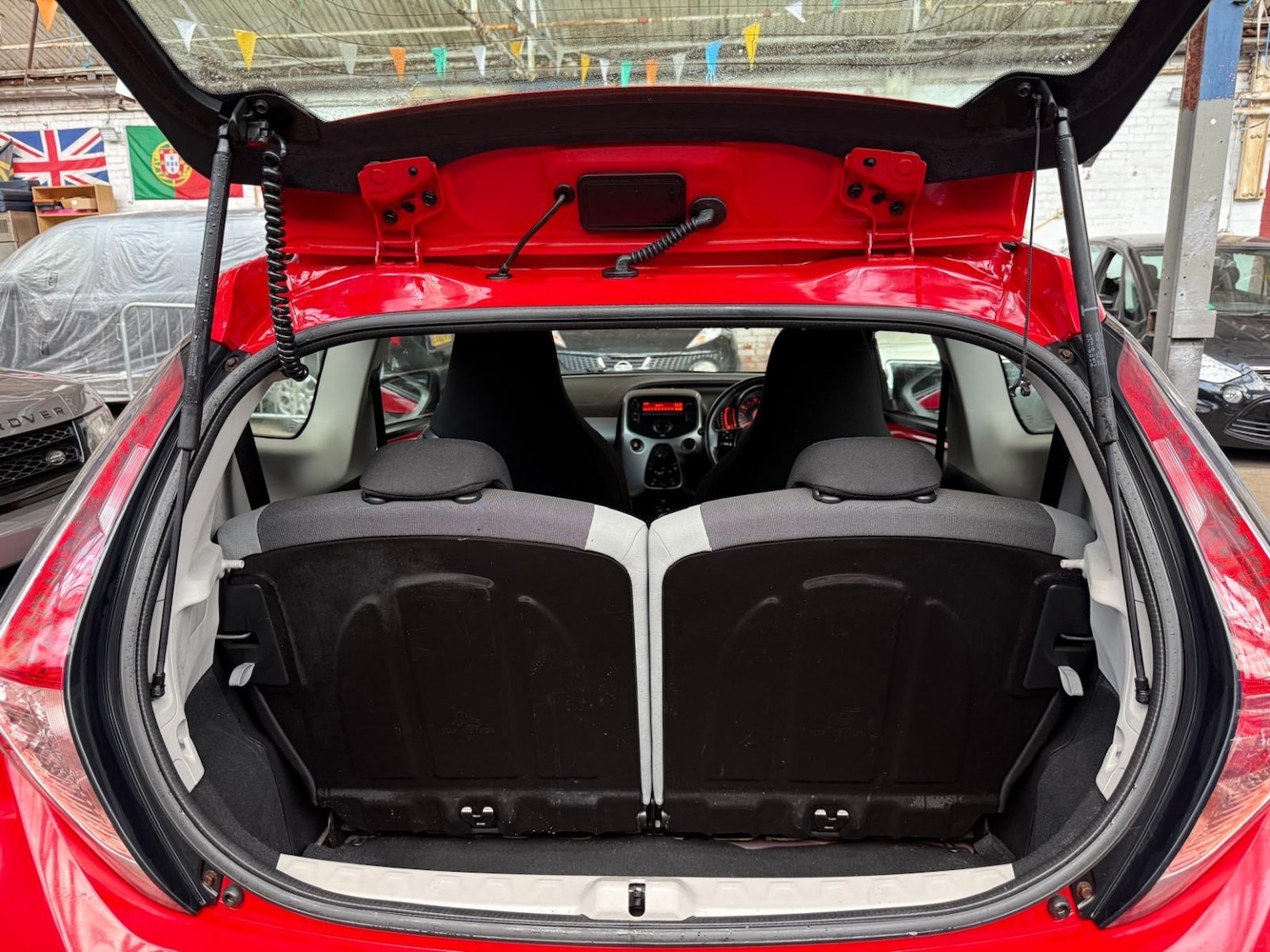 Used Toyota AYGO 2017 for sale - 76170429: Photo 25