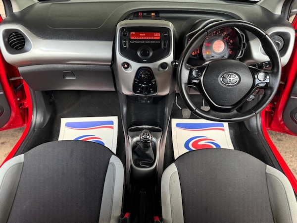 Used Toyota AYGO 2017 for sale - 76170429: Photo 27