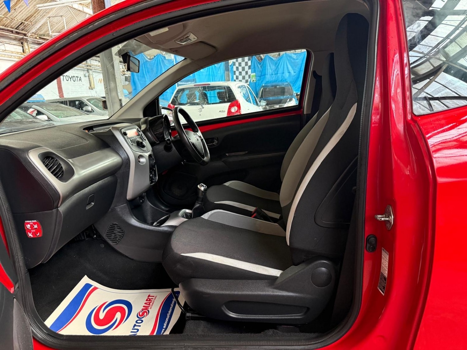 Used Toyota AYGO 2017 for sale - 76170429: Photo 34