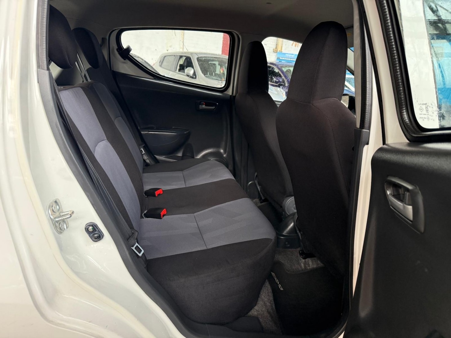 Used Toyota AYGO 2017 for sale - 76170429: Photo 7