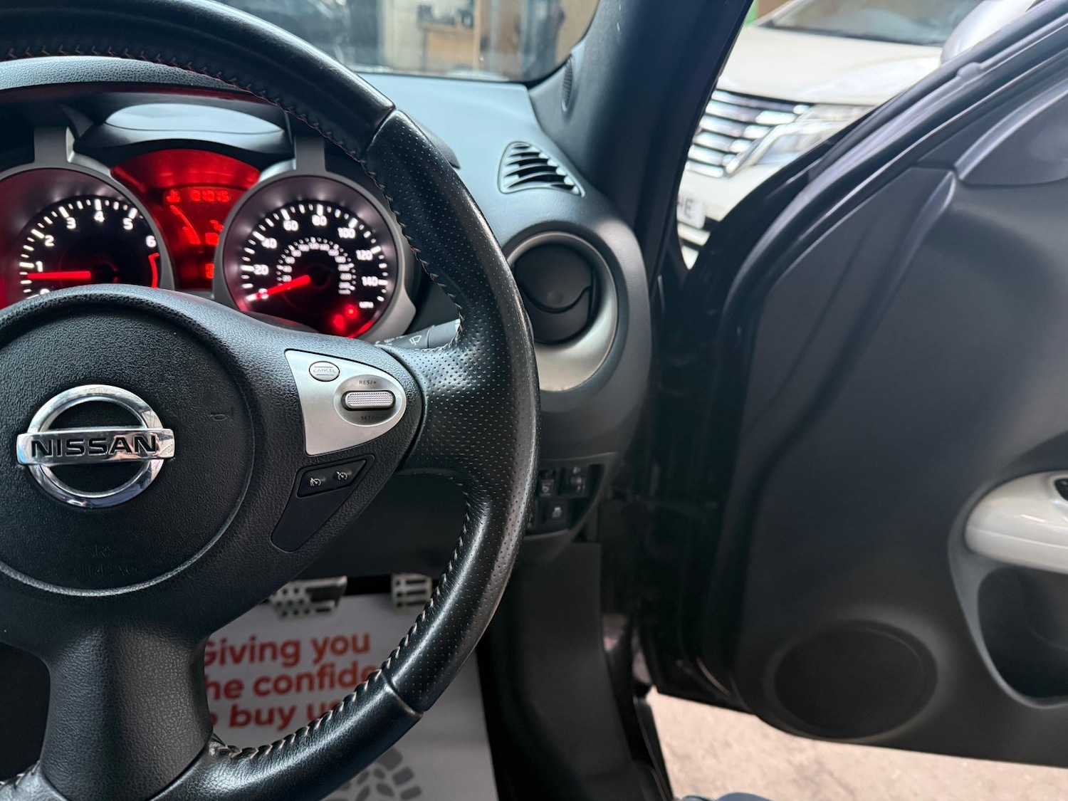 Used Nissan Juke 2012 for sale - 77398395: Photo 35