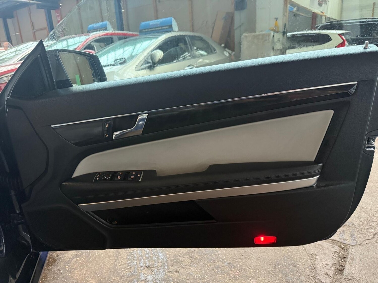 Used Mercedes-Benz E Class 2013 for sale - 78056943: Photo 14